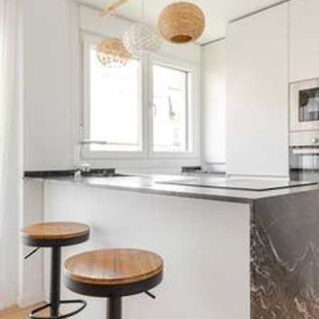 Apartamentos Nuevo Con Aire Y Wifi Aguilas Bagian luar foto